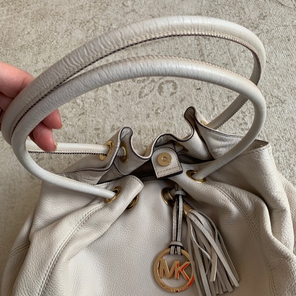 Michael Kors leather shoulder purse - Picture 11 of 16